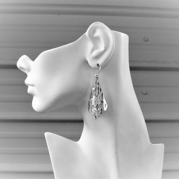 Sterling silver tribal flame trangle earrings NWOT - Picture 7 of 7